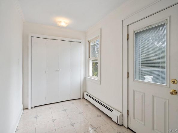 80 Munro Boulevard, Valley Stream NY 11581