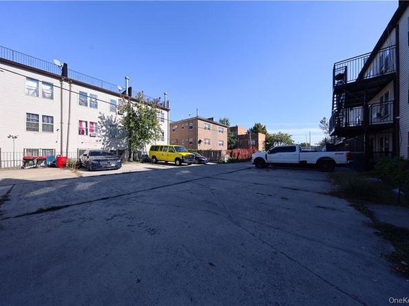 517 Milford Street, Brooklyn NY 11208