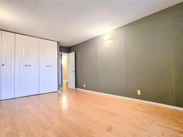 118-18 Union Tpke Apt 4B, Kew Gardens NY 11415