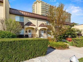 215-15 23 Avenue TH, Bayside NY 11360