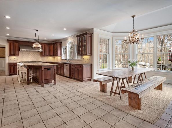 11 Lost Nations Road, Pound Ridge NY 10576