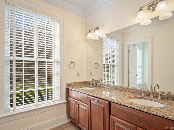 11 Lost Nations Road, Pound Ridge NY 10576