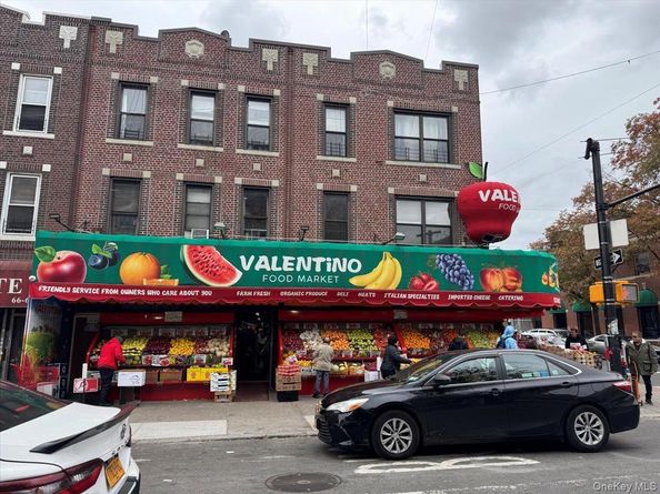 68-15 64th Place 2FAM, Ridgewood NY 11385