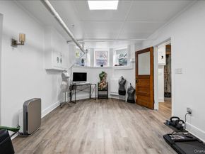 68-15 64th Place 2FAM, Ridgewood NY 11385