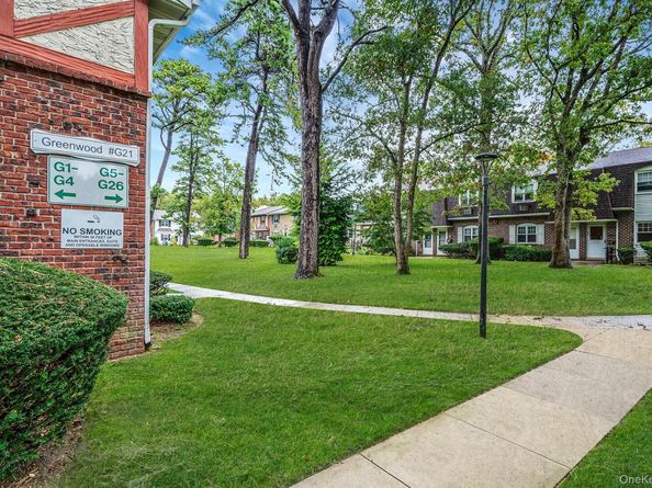 21 Glen Hollow Drive G2, Holtsville NY 11742