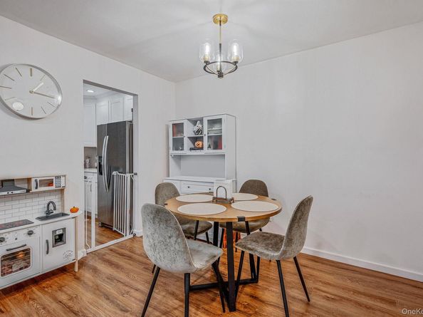 21 Glen Hollow Drive G2, Holtsville NY 11742