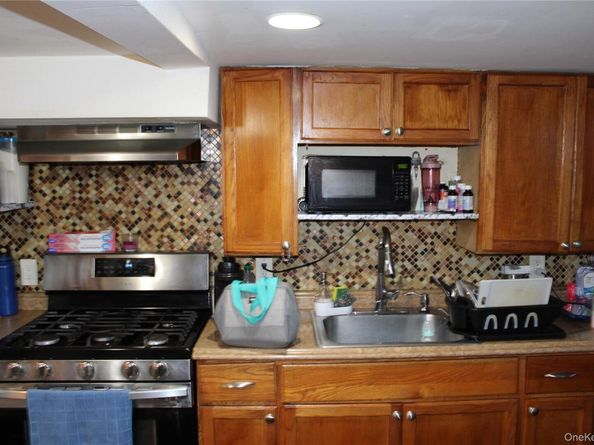 94 Woods Avenue, Roosevelt NY 11575
