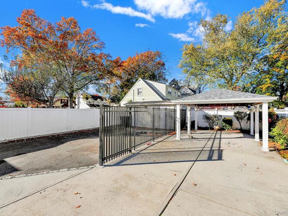 94 Woods Avenue, Roosevelt NY 11575