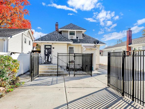 94 Woods Avenue, Roosevelt NY 11575