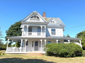 63 S Bay Ave, Eastport NY 11941