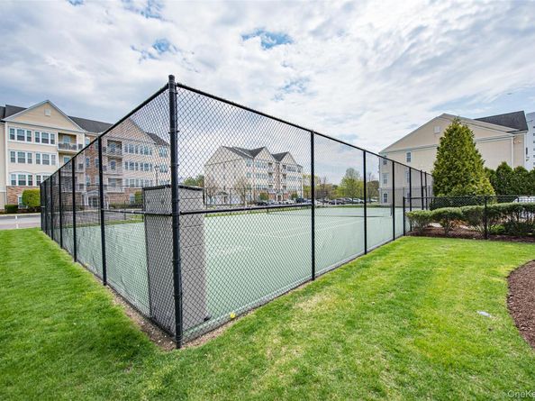 636 Saxton Court 636, Central Islip NY 11722