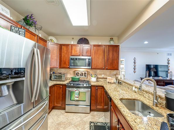 636 Saxton Court 636, Central Islip NY 11722