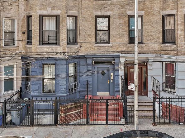 1037 College Avenue, Bronx NY 10456