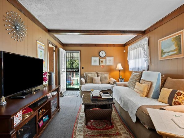 461 N Newbridge Road, Levittown NY 11756