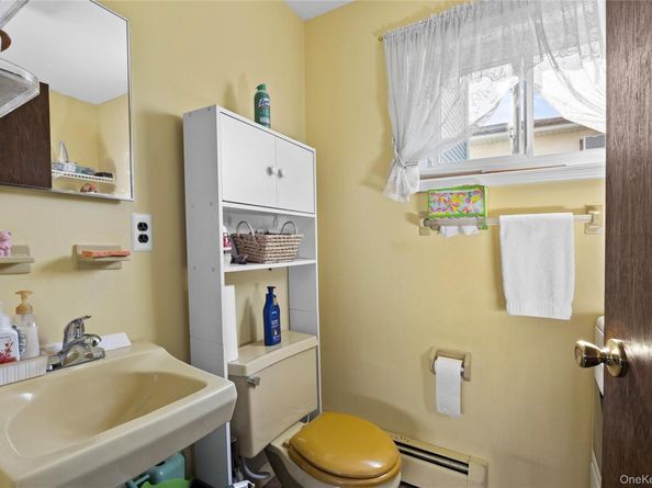 461 N Newbridge Road, Levittown NY 11756