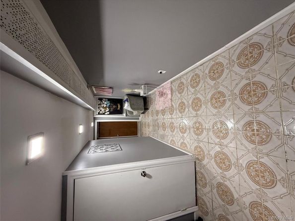 136-29 220th Place 220th Place, Laurelton NY 11413