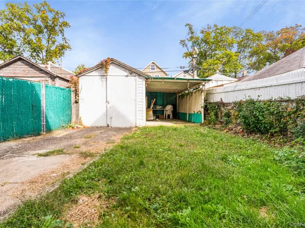 10437 125th Street, Richmond Hill NY 11419