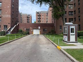 112-25 34 Avenue 3E, Corona NY 11368