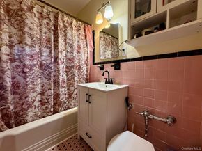 112-25 34 Avenue 3E, Corona NY 11368
