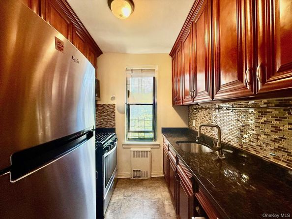 112-25 34 Avenue 3E, Corona NY 11368