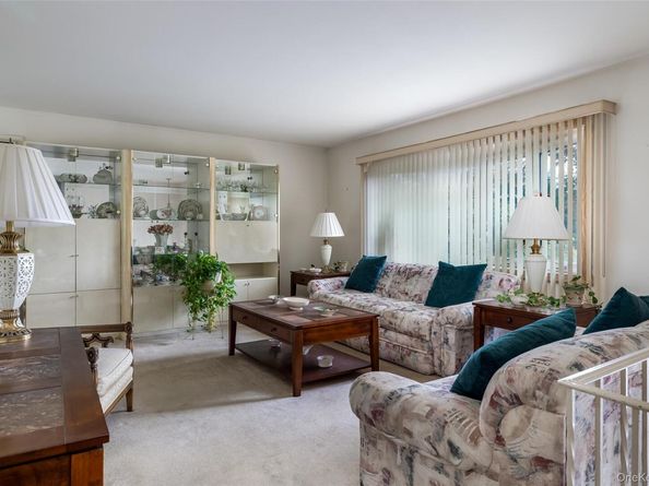 3019 Post Avenue, Wantagh NY 11793