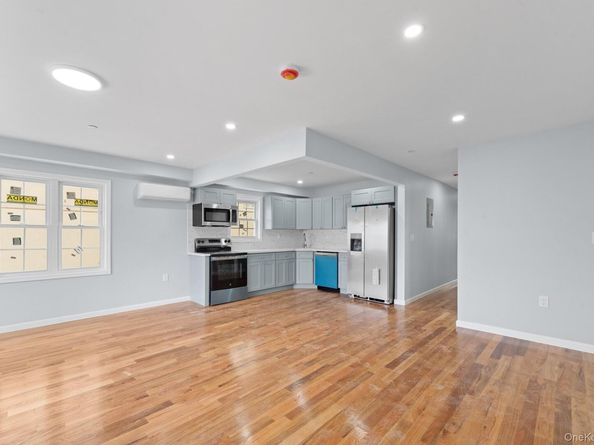 223-12 134th Road, Laurelton NY 11413