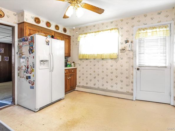 4195 Florence Road, Bethpage NY 11714
