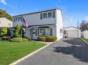 4195 Florence Road, Bethpage NY 11714