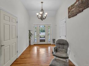 156 N Woods Road, Baiting Hollow NY 11933