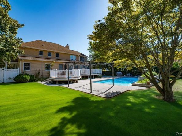 81 Kenwood Drive, Bohemia NY 11716