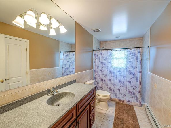 81 Kenwood Drive, Bohemia NY 11716