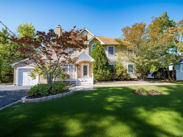 81 Kenwood Drive, Bohemia NY 11716