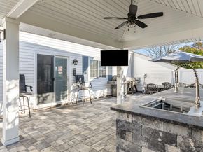 19 Carson Lane, Medford NY 11763