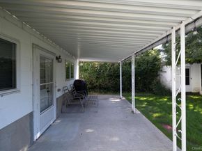 33 Starks Place, Lynbrook NY 11563