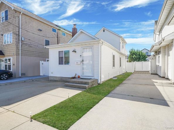 252 Arthur Street, Freeport NY 11520