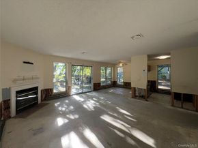 31 Bleakley Drive, Peekskill NY 10566