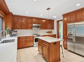 3 Breezy Point Road, Wading River NY 11792