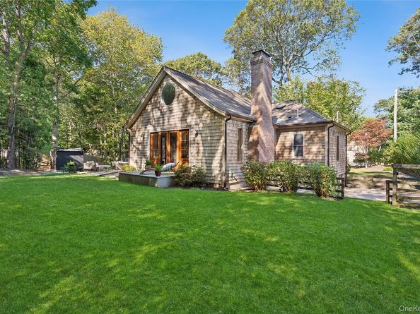 3 Breezy Point Road, Wading River NY 11792