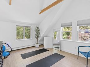 3 Breezy Point Road, Wading River NY 11792