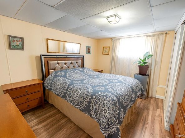 635 S Wellwood Avenue, Lindenhurst NY 11757