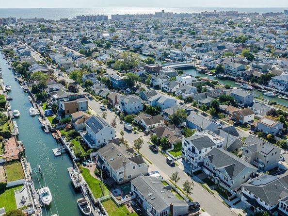 79 Curley Street, Long Beach NY 11561
