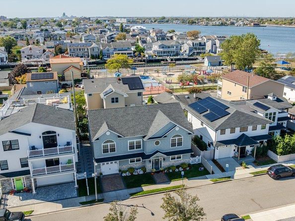 79 Curley Street, Long Beach NY 11561