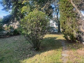 8535 115th Street, Richmond Hill North NY 11418
