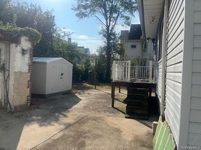 8535 115th Street, Richmond Hill North NY 11418