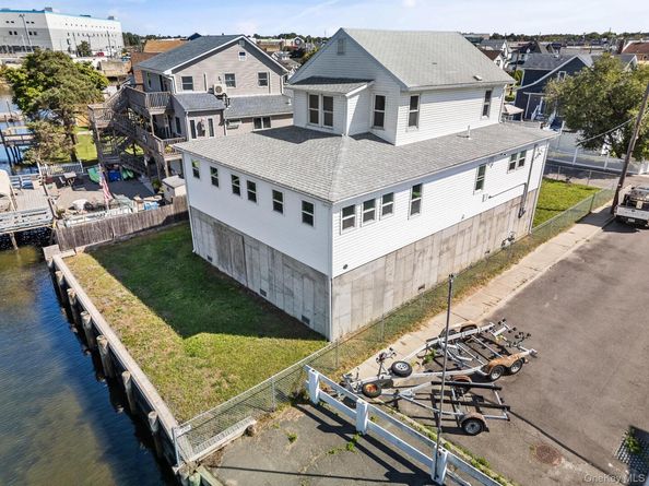 41 West Avenue, Lawrence NY 11559