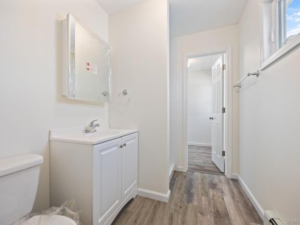 41 West Avenue, Lawrence NY 11559