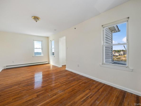 41 West Avenue, Lawrence NY 11559