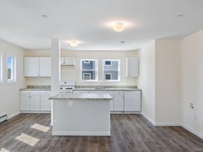 41 West Avenue, Lawrence NY 11559