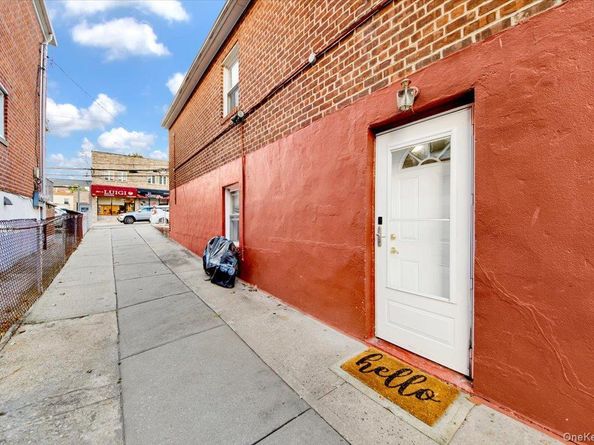 3226 Ampere Avenue, Bronx NY 10465
