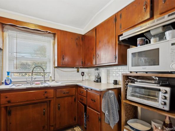227 Sunset Avenue, Island Park NY 11558